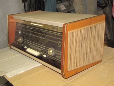 Philips B6X04A (3).jpg (150.02 KiB) Zobrazeno 2439 x Philips B6X04A (3).jpg