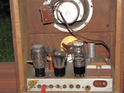 Radio-Flos Vítěz 100 - b.jpg (164.35 KiB) Zobrazeno 7742 x Radio-Flos Vítěz 100 - b.jpg