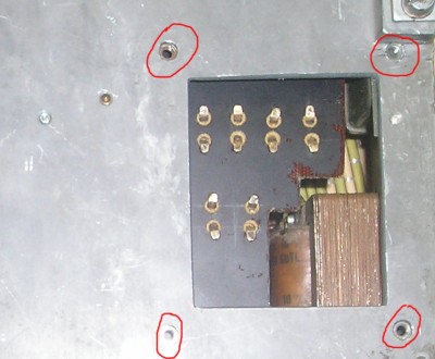 Díry se zanýtovanými M3 závitovými zděřemi.jpg